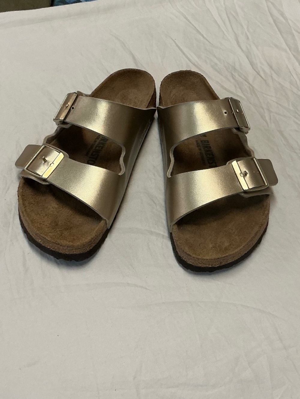 Birkenstock sandals Arizona gold color women’s 9 EU normal width